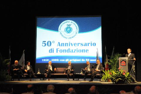 Ottobre 2009: nel teatro San Domenico l'Associazione Autonoma Artigiani Cremaschi festeggia il 50° anniversario dalla fondazione